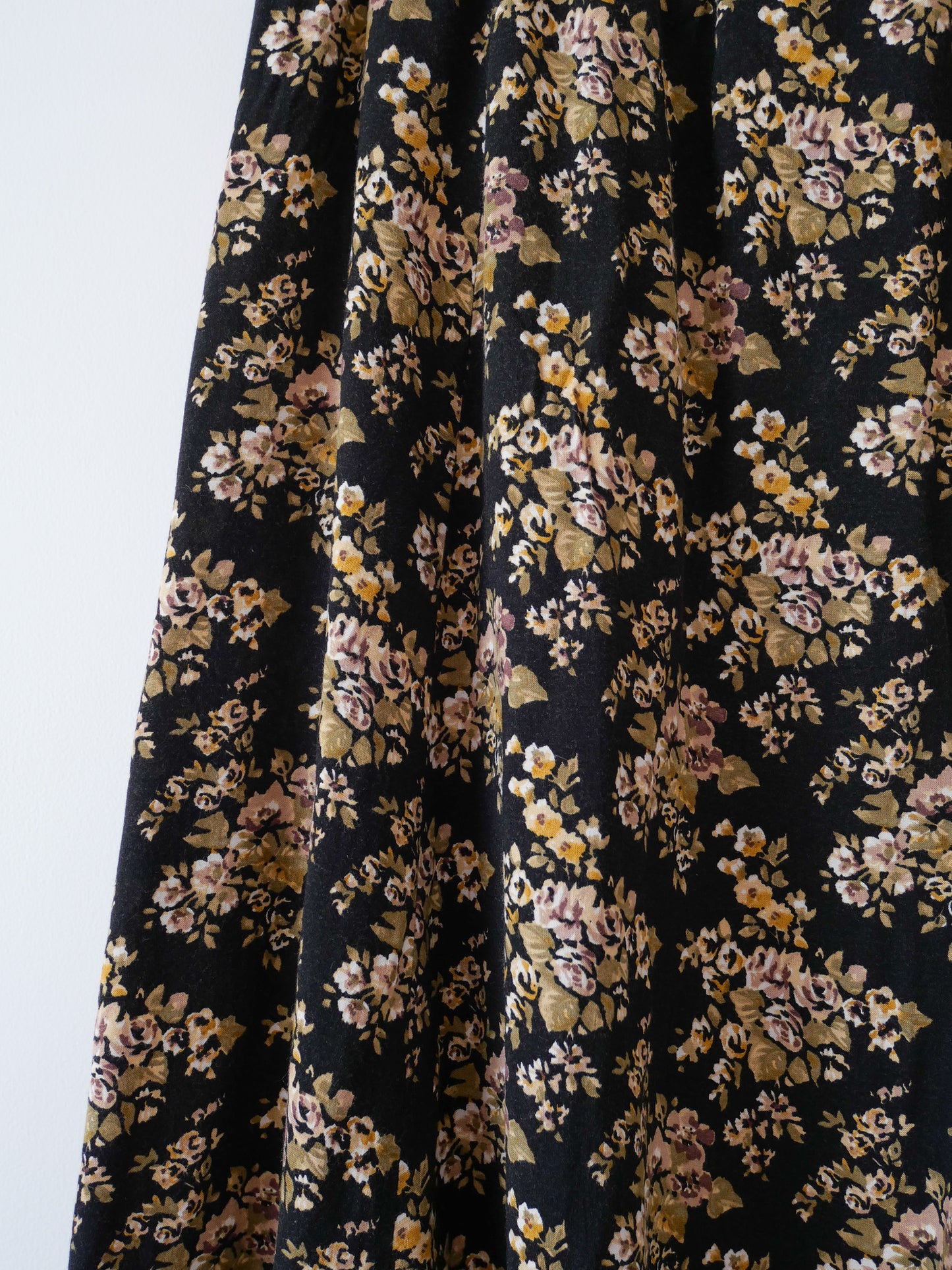 Vintage Black Floral Skirt with Pearly Buttons, Size M