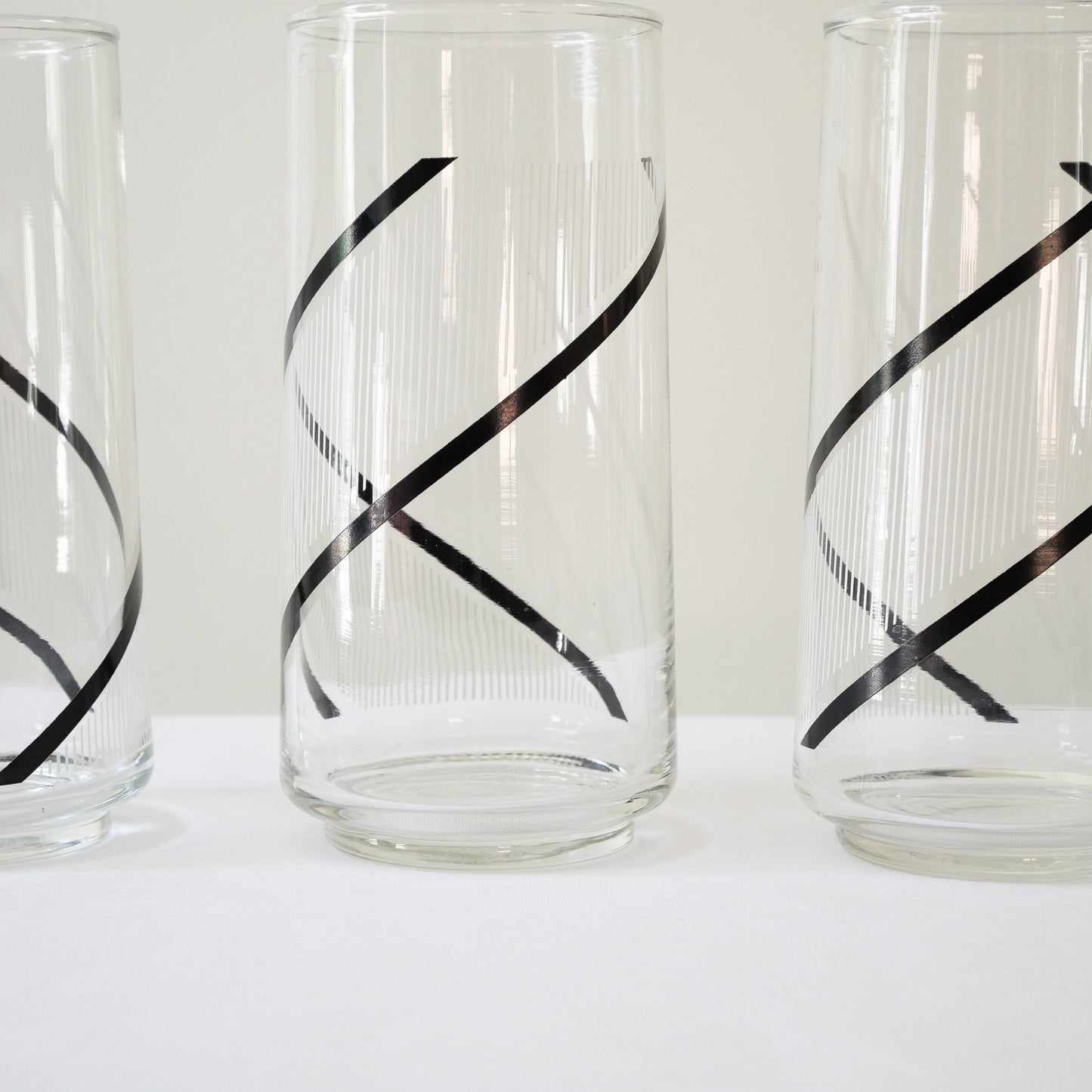 Mid-century Helix Glassware, Set of 4