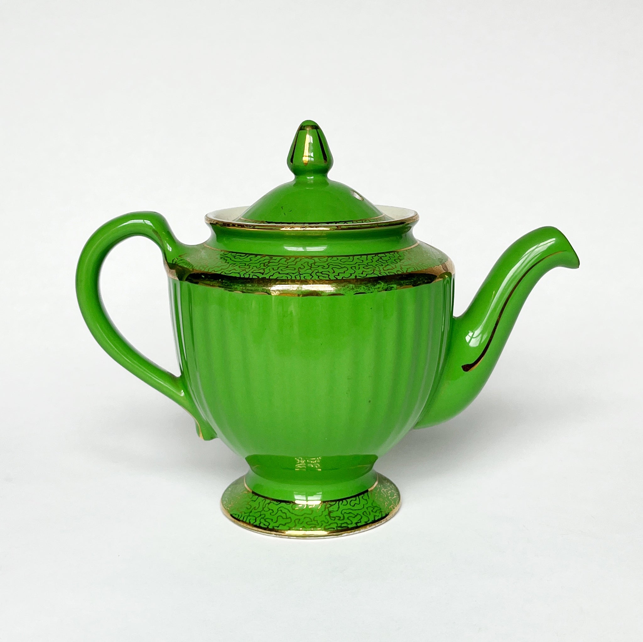 Hall Teapot, 8 cup size, Los Angeles pattern, Forest green sold with gold trim, collectible teapot, gift